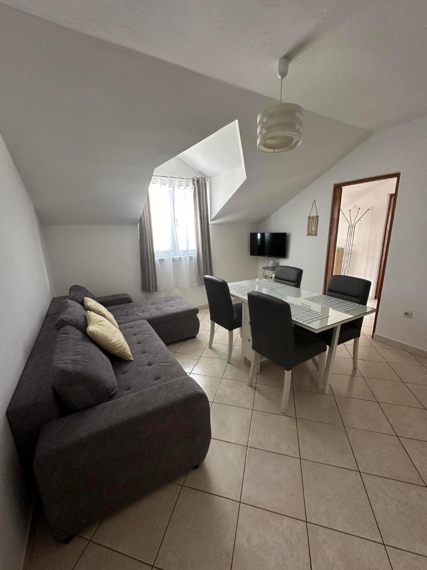 Apartmani Ljubica, Murter Kültér fotó