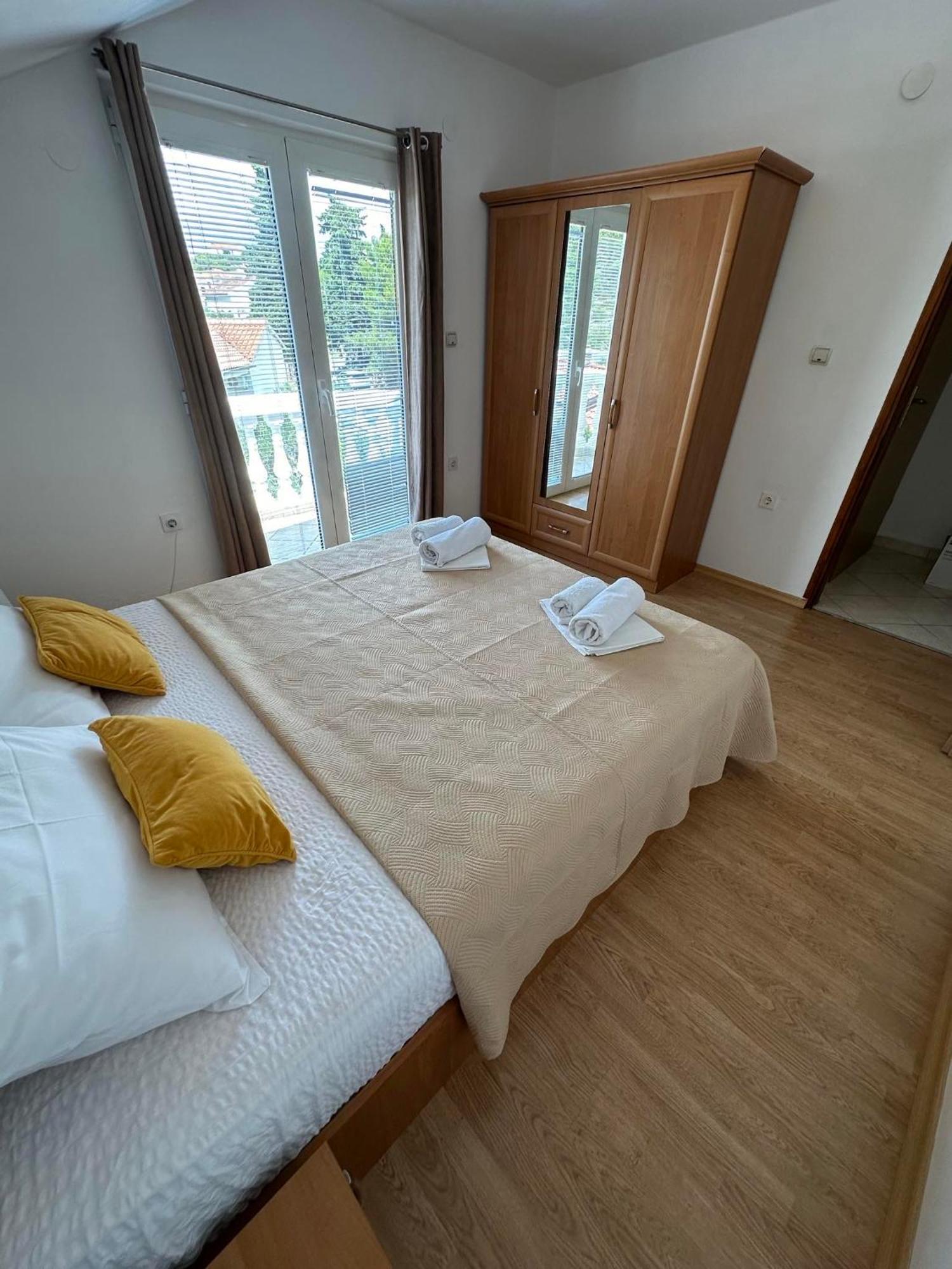 Apartmani Ljubica, Murter Kültér fotó